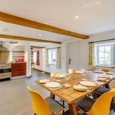 Tatil Evi 3 Bed In 86087 *